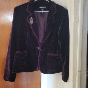 Beautiful deep purple Velvet blazer sz 16